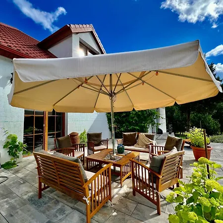 Βίλα Rezydencja Osiek Osiek (Pomerania)