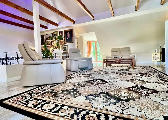 Rezydencja Osiek Вилла Осек